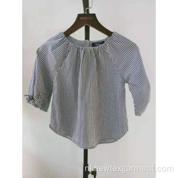 katoenen geverfde katoenen blouse met gestreepte mouwen